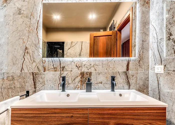 Downtown Srl - Cinque Terre Dream Apartment La Spezia